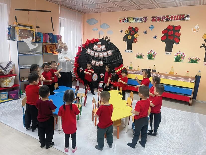 Интернетте өте жас порно көретінімді санамай қалдым.